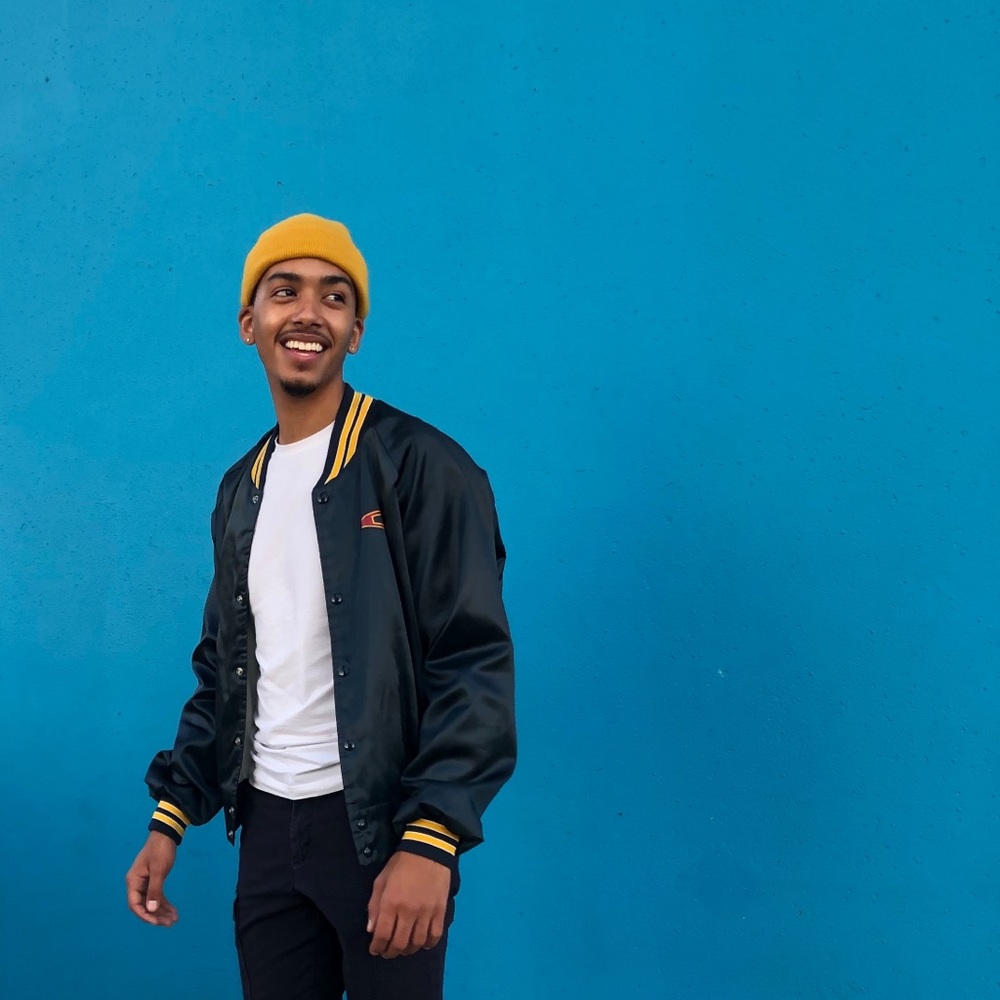 Meet your Posher, Aneury
